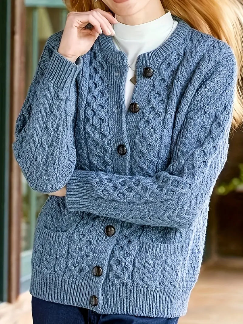 Audree – Strickjacke Mit Knöpfen Und Zopfmuster