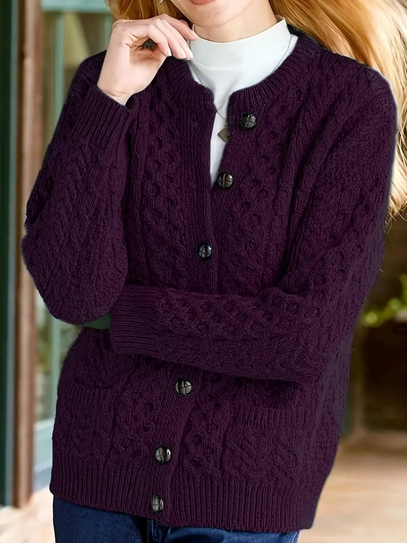 Avery – Strickjacke Mit Knöpfen Und Zopfmuster