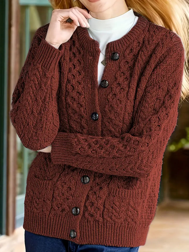 Avery – Strickjacke Mit Knöpfen Und Zopfmuster